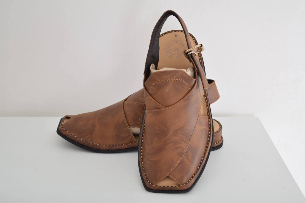 Stylish Brown Peshawari Chappal for Men – Textured Finish, Adjustable Strap, Premium Comfort